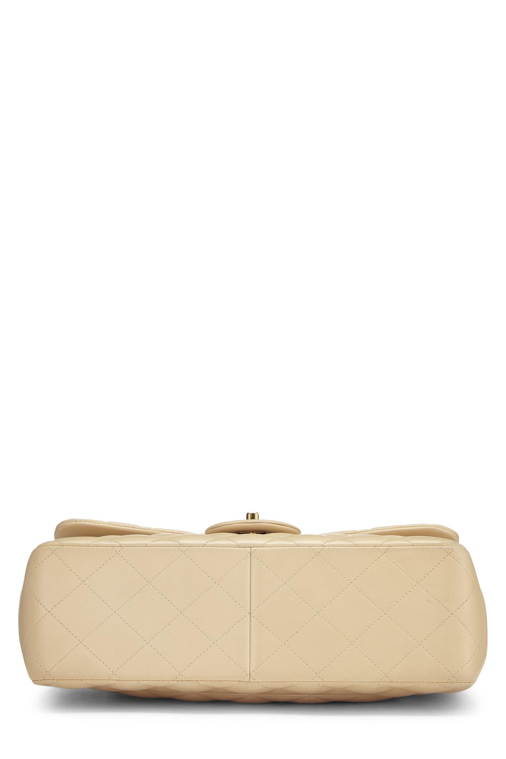 Chl, Beige Quilted Lambskin New Classic Double Flap Jumbo, Beige